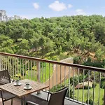 מלון Radisson Blu & Spa, Tuzla 5*