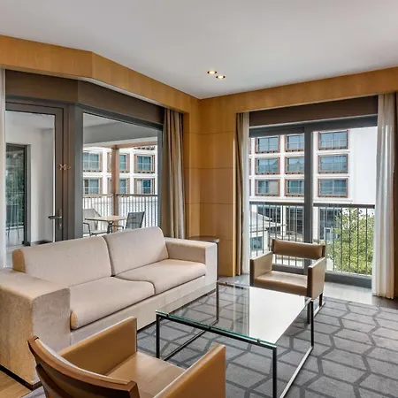 Hotel Radisson Blu & Spa, Tuzla 5*