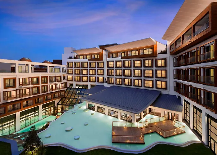 وسبا راديسون بلو، إسطنبول توزلا فندق