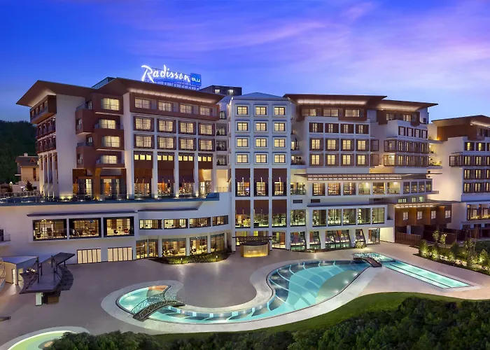 وسبا راديسون بلو، إسطنبول توزلا فندق اسطنبول