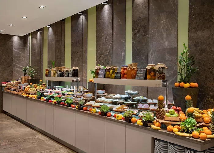 وسبا راديسون بلو، إسطنبول توزلا فندق